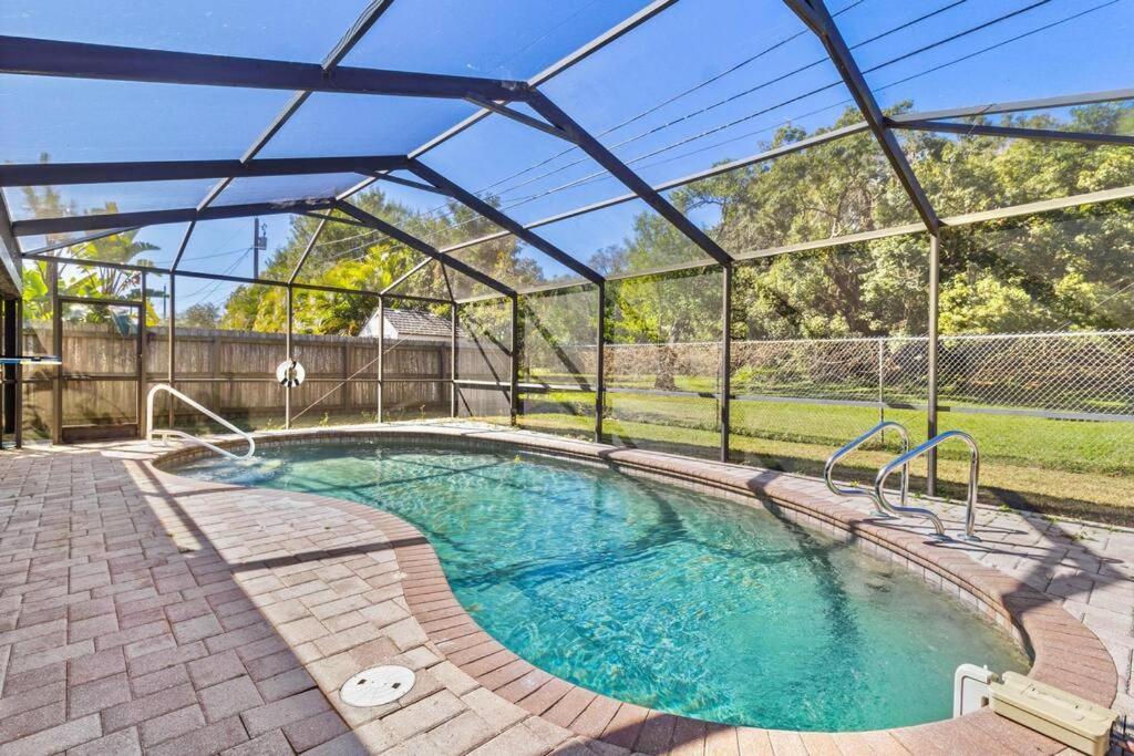 Perfect For Family Gatherings With A Heated Pool! - Clearwater'S Clear Choice Екстер'єр фото