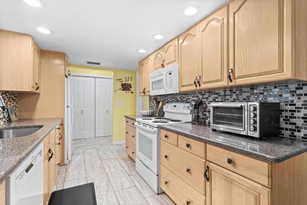 Perfect For Family Gatherings With A Heated Pool! - Clearwater'S Clear Choice Екстер'єр фото